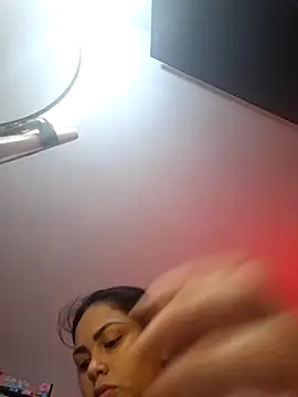 Mily pao1 online show from September 15, 2025, 3:34 pm