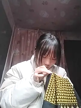 lytamye online show from March 9, 2025, 9:35 am