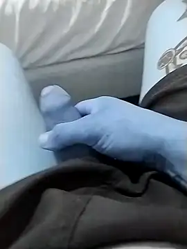 Snapshot of Xtrem3HARDxxx chatting on December 21, 2024, 5:03 am Xtrem3HARDxxx online show from December 21, 2024, 5:03 am