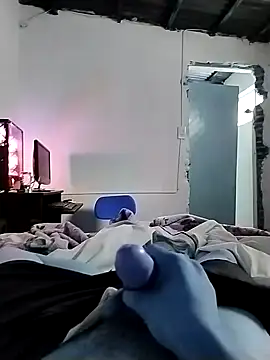 Snapshot of Xtrem3HARDxxx chatting on January 1, 2025, 9:52 pm Xtrem3HARDxxx online show from January 1, 2025, 9:52 pm