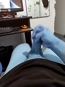 Snapshot of Xtrem3HARDxxx chatting on March 11, 2025, 4:43 am Xtrem3HARDxxx online show from March 11, 2025, 4:43 am