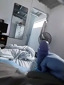 Snapshot of Xtrem3HARDxxx chatting on March 16, 2025, 4:23 pm Xtrem3HARDxxx online show from March 16, 2025, 4:23 pm