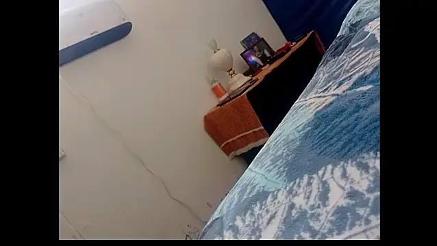 Snapshot of Xtrem3HARDxxx chatting on September 11, 2025, 5:13 pm Xtrem3HARDxxx online show from September 11, 2025, 5:13 pm