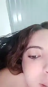 Sweet-diamondxxx online show from December 28, 2024, 1:38 pm