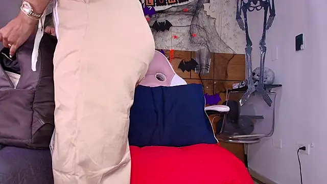 aisha sh online show from October 17, 2025, 11:57 am