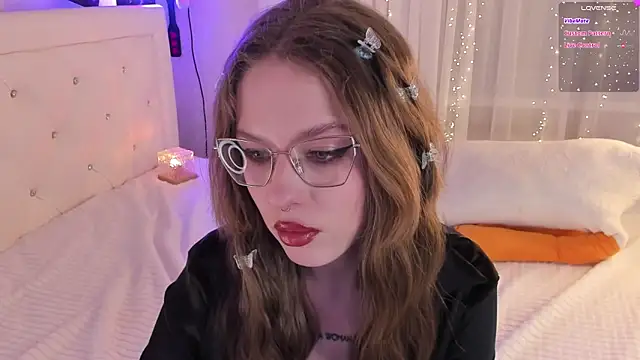 Snapshot of Natural_pussy chatting on March 18, 2025, 6:37 pm Natural pussy online show from March 18, 2025, 6:37 pm