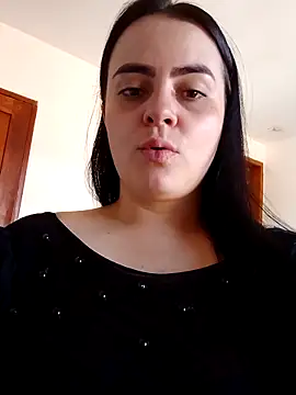 Im Amelia online show from December 8, 2024, 3:24 pm