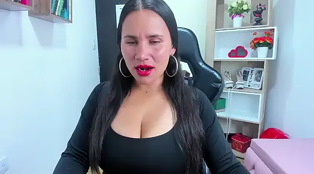 Saylor Lee22 online show from December 12, 2024, 3:10 am