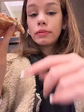 Street young online show from February 14, 2025, 2:44 pm