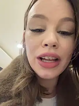 Street young online show from March 5, 2025, 3:51 pm