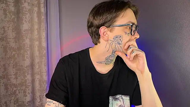 anahori  simon online show from January 14, 2025, 2:22 pm