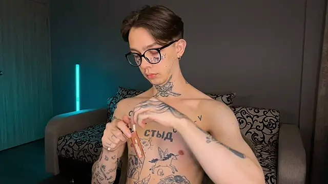 anahori  simon online show from March 12, 2025, 8:41 pm