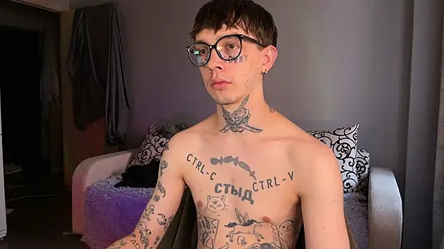 anahori  simon online show from September 23, 2025, 1:47 pm