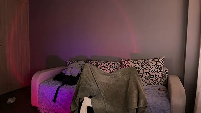 anahori  simon online show from September 27, 2025, 10:31 am