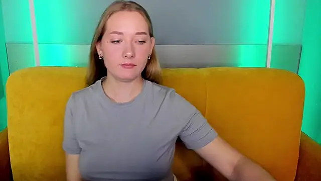 AlinaVice online show from September 18, 2025, 1:40 am
