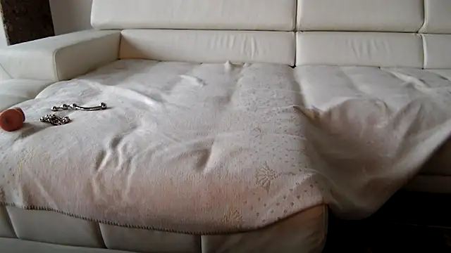 sexyLolia11 online show from October 23, 2025, 2:27 pm