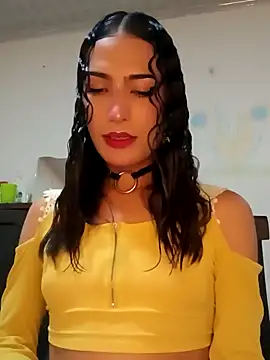 Lanna hott  online show from February 1, 2025, 7:55 pm