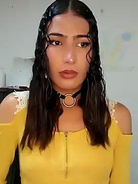 Lanna hott  online show from March 11, 2025, 9:04 pm