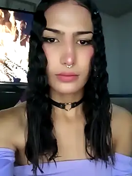 Lanna hott  online show from September 27, 2025, 10:31 am