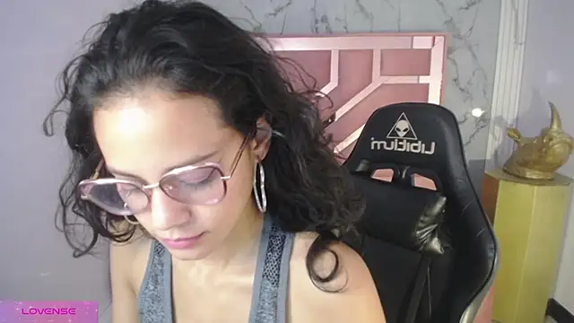 Snapshot of Tyna_ch chatting on March 14, 2025, 7:01 pm Tyna ch online show from March 14, 2025, 7:01 pm
