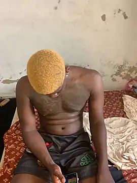 Snapshot of bad-boy-2002 chatting on January 12, 2025, 10:56 am bad-boy-2002 online show from January 12, 2025, 10:56 am