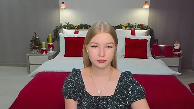 shy  lady online show from December 9, 2024, 7:07 pm