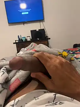 Snapshot of u091 chatting on February 19, 2025, 2:44 am u091 online show from February 19, 2025, 2:44 am