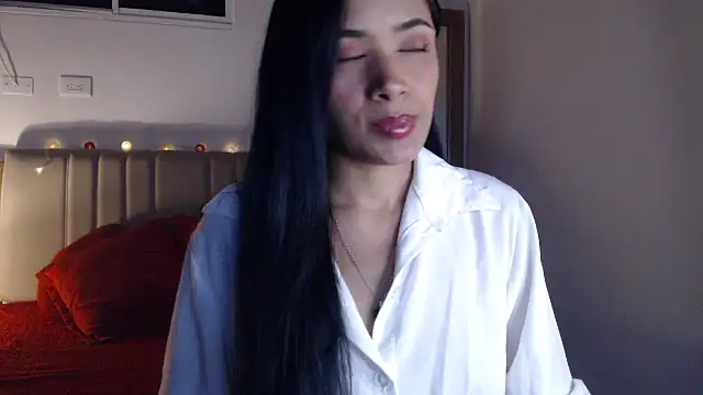 Snapshot of sabrina_brunette chatting on November 14, 2025, 5:06 am sabrina brunette online show from November 14, 2025, 5:06 am