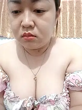 VyOanh2K online show from October 3, 2025, 8:00 am