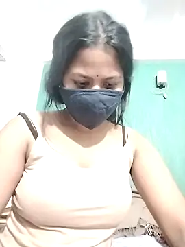 Snapshot of Sapna-80 chatting on January 8, 2025, 7:45 pm Sapna-80 online show from January 8, 2025, 7:45 pm