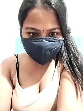 Snapshot of Sapna-80 chatting on February 19, 2025, 7:05 pm Sapna-80 online show from February 19, 2025, 7:05 pm