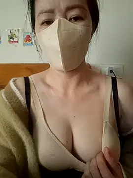 Snapshot of Susu204 chatting on December 20, 2024, 4:53 am Susu204 online show from December 20, 2024, 4:53 am