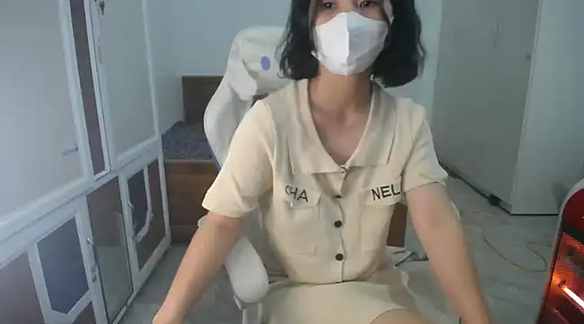 Snapshot of Susu204 chatting on December 28, 2024, 2:10 pm Susu204 online show from December 28, 2024, 2:10 pm