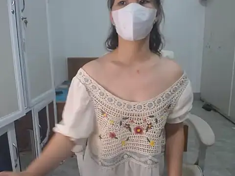 Snapshot of Susu204 chatting on February 2, 2025, 2:24 pm Susu204 online show from February 2, 2025, 2:24 pm