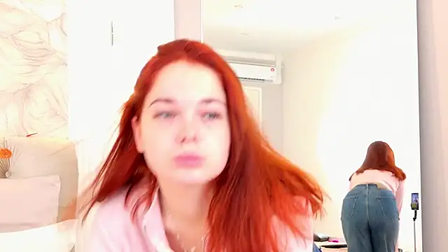 DeniseReese online show from October 26, 2025, 2:39 am