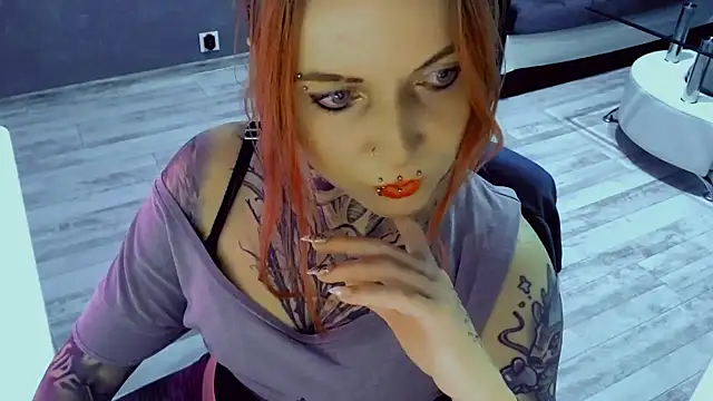 InesGold online show from February 24, 2026, 7:34 pm