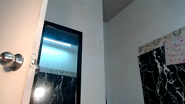 Snapshot of KristalTsXXX chatting on February 25, 2026, 4:16 pm KristalTsXXX online show from February 25, 2026, 4:16 pm