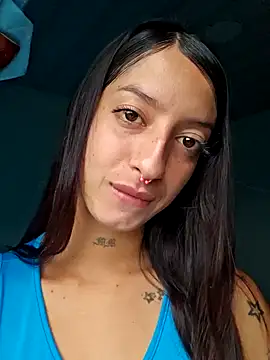 Abbyjonhson   online show from December 15, 2024, 7:10 pm