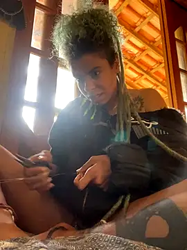 sammoura01 online show from September 19, 2025, 2:40 pm