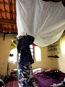 Snapshot of sammoura01 chatting on November 27, 2025, 2:41 pm sammoura01 online show from November 27, 2025, 2:41 pm