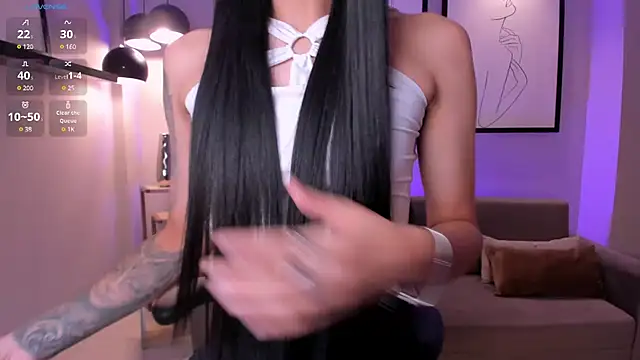 HannahJamesX online show from March 3, 2025, 8:43 pm