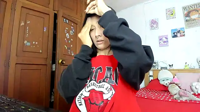 Snapshot of LunaDeCristall chatting on September 16, 2025, 8:37 am LunaDeCristall online show from September 16, 2025, 8:37 am