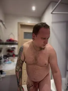 PierreNaked89 online show from December 17, 2024, 7:26 pm