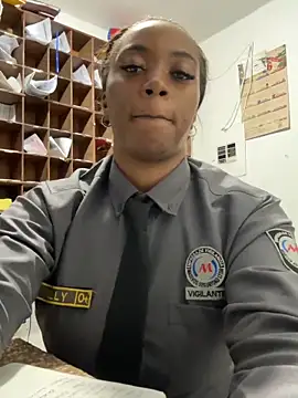 CiaraEbony online show from April 2, 2026, 5:16 am