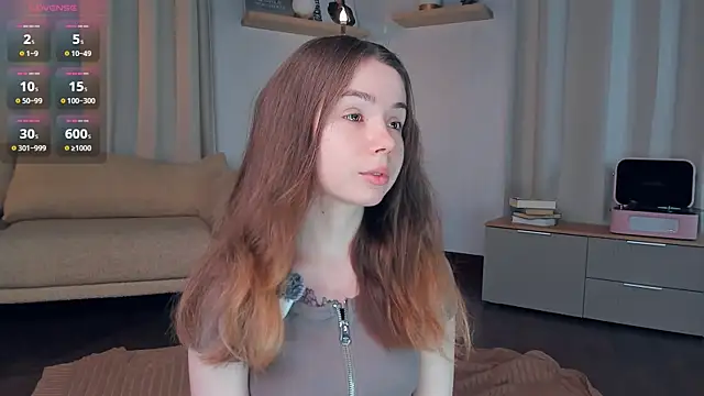 DominikaElis online show from May 8, 2026, 8:03 pm