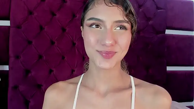 Snapshot of Daddysgirl1_ chatting on January 14, 2025, 8:52 am Daddysgirl1 online show from January 14, 2025, 8:52 am