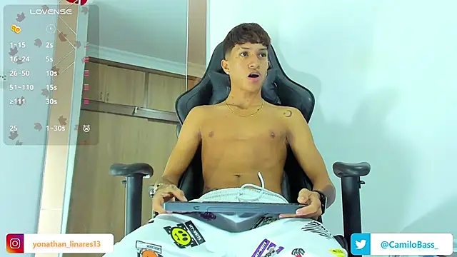  CamiloBass online show from January 4, 2025, 1:42 am