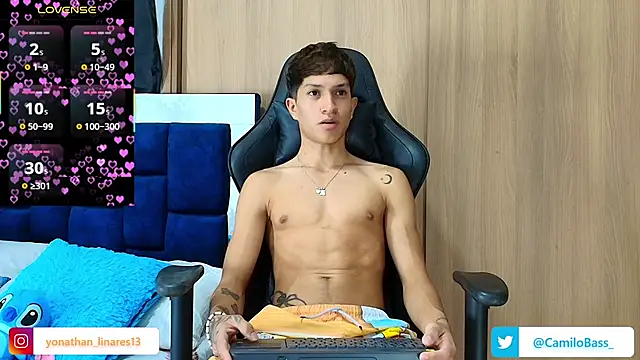  CamiloBass online show from December 4, 2025, 1:15 am