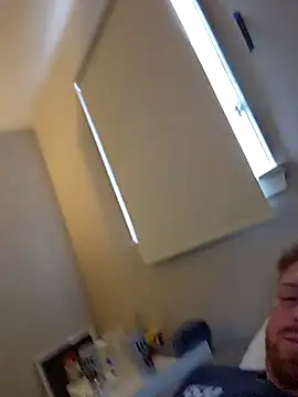 Snapshot of jayzonblow chatting on October 25, 2025, 8:36 pm jayzonblow online show from October 25, 2025, 8:36 pm