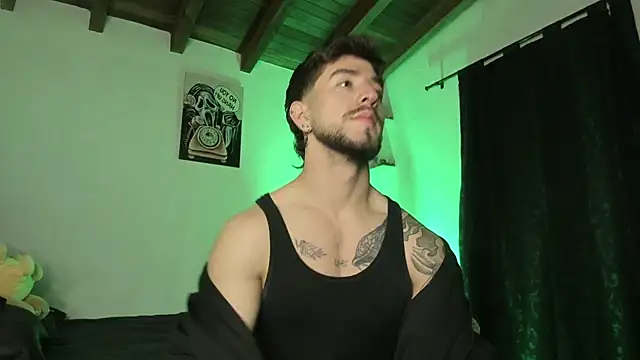 Valentino Xander online show from March 21, 2025, 2:39 am